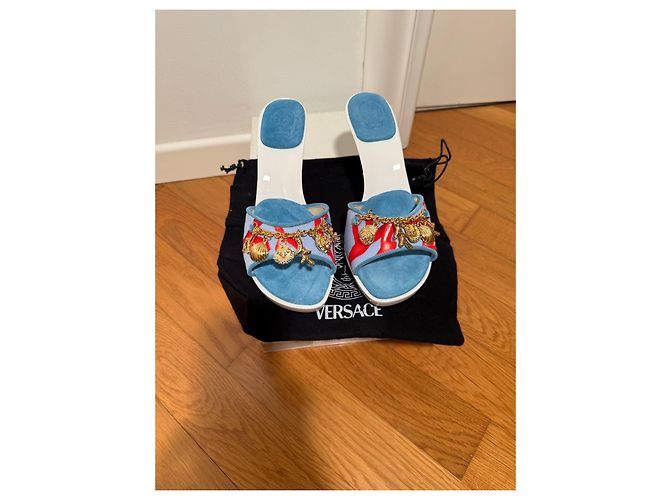 Sandali Versace in camoscio con Charms Marini Bianco Rosso Blu D'oro - vista 4