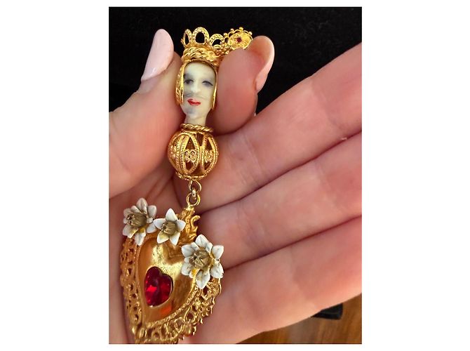 Brincos pendentes Dolce & Gabbana Devotion Coração Sagrado Vermelho Dourado - vista 6