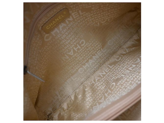 Chanel Vintage Handle CC Caviar Medium Beige - view 5