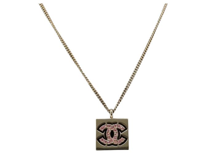 Pingente Chanel Square CC em metal Dourado - vista 3