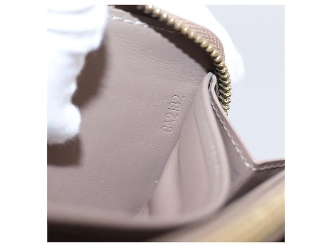 Louis Vuitton Zippy Monogram Vernis Bege - vista 6