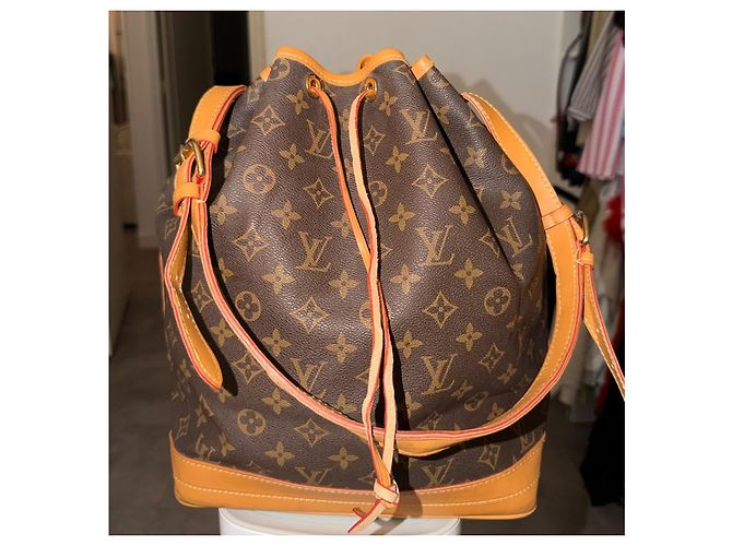 Noe Louis Vuitton Bolso Saco Monogram Noé Castaño Monograma - vista 9