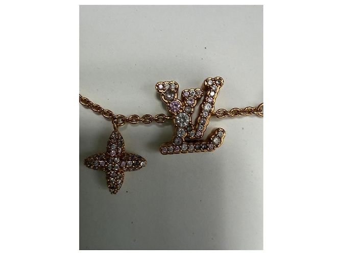 Pulsera Louis Vuitton LV Iconic Trésor dorada Rosa Dorado - vista 2