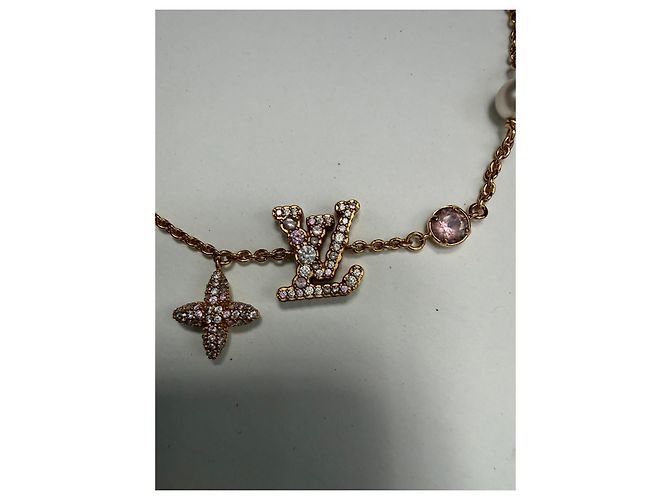Pulsera Louis Vuitton LV Iconic Trésor dorada Rosa Dorado - vista 3