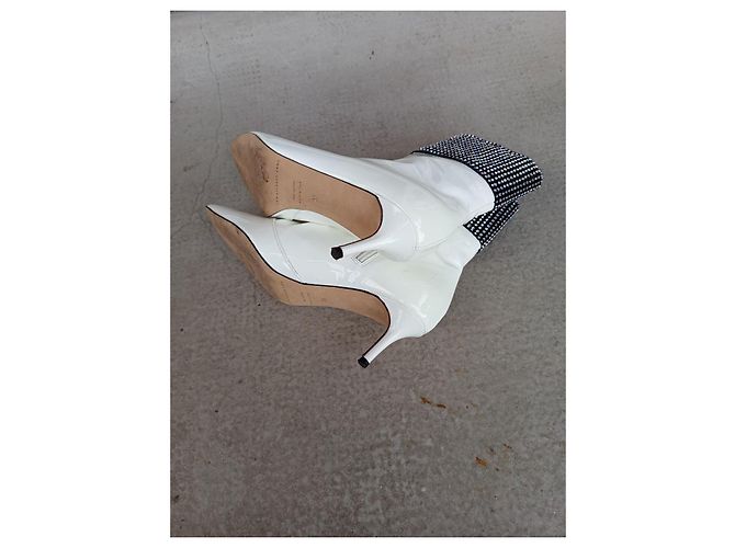 Botines Christopher Kane de charol blanco con cristales Swarovski - vista 10