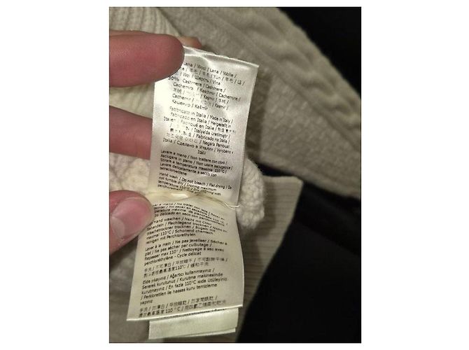Fendi Rollkragenpullover aus Wolle und Kaschmir, weiß, NWOT Sz.40, gebraucht - Ansicht 7