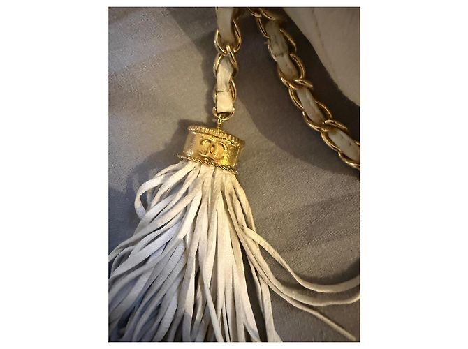 Chanel Bolso Camera Bag en Piel de Cordero Acolchada Beige - vista 6