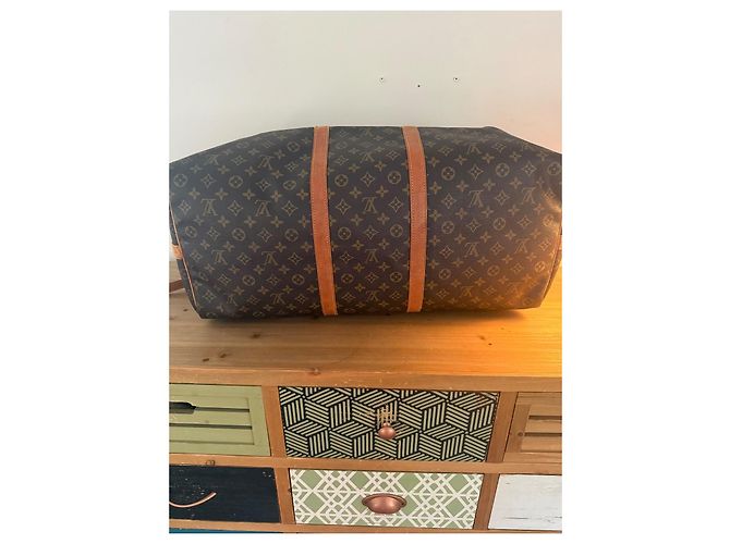 Louis Vuitton Keepall 60 Bandoulière Monogram Canvas Mala de Viagem Marrom Monograma - vista 10