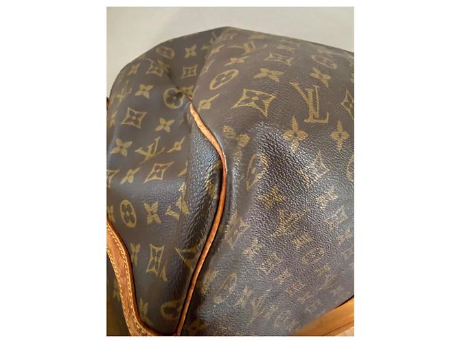 Louis Vuitton Keepall 60 Bandoulière Monogram Canvas Mala de Viagem Marrom Monograma - vista 13