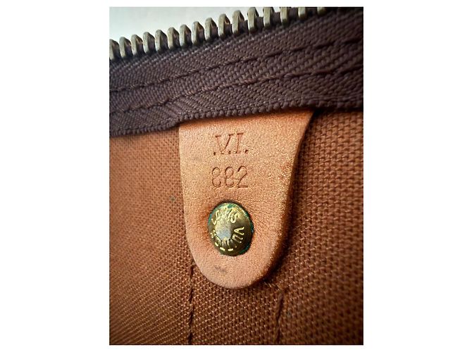 Louis Vuitton Keepall 60 Bandoulière Monogram Canvas Mala de Viagem Marrom Monograma - vista 8
