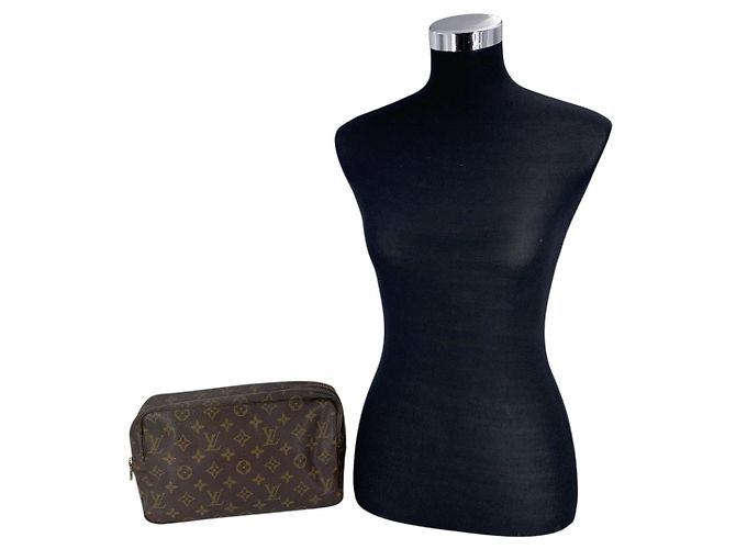 Louis Vuitton Borsa a Clutch Vintage Brown Monogram Canvas Trousse Toilette 28 Marrone - vista 2