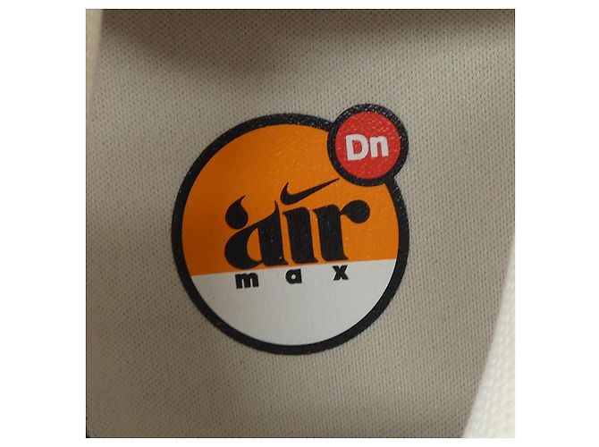 Autre Marque Sapatilhas Nike Bege - vista 6