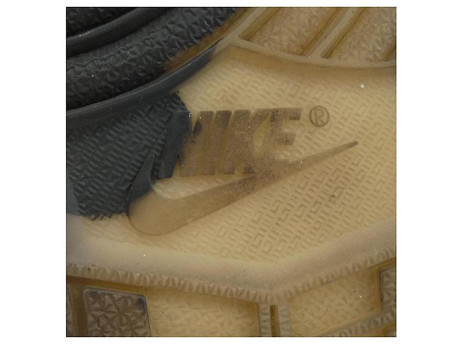 Autre Marque Baskets Nike Jordan Marron Blanc - vue 6