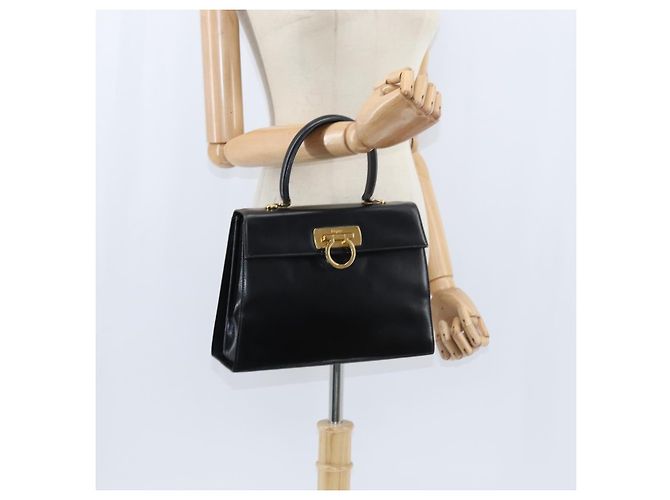 Salvatore Ferragamo Gancini Hand Bag Leather 2way Black Gold - vista 22
