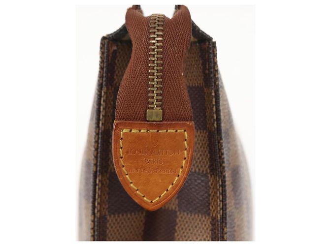 LOUIS VUITTON Damier Ebene Poche Toilette 26 Pouch N47543 LV - vista 8