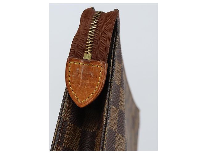 LOUIS VUITTON Damier Ebene Poche Toilette 26 Pouch N47543 LV - vista 12