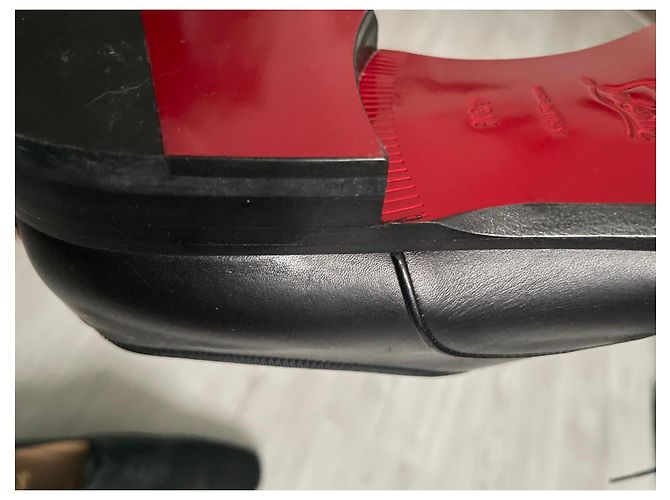 Christian Louboutin Scarpe eleganti in pelle nera Nero - vista 8