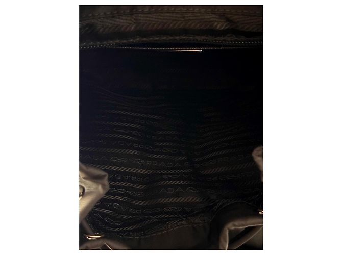 Prada Re-Nylon Rucksack Schwarz - Ansicht 9