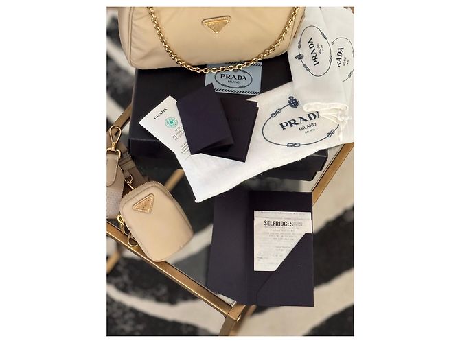 Bolso de hombro Prada Re-Edition 2005 de nylon Beige - vista 14