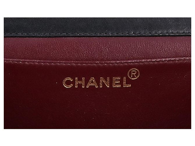 Borsa a tracolla Chanel Mini Matelassé con catena Nero - vista 7