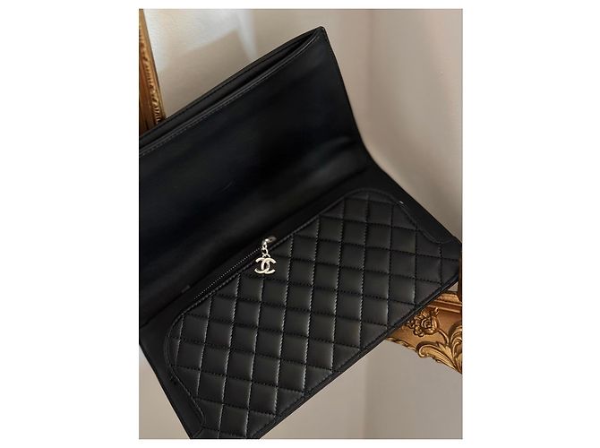 Chanel Pochette in pelle nera con segno della pace Nero - vista 6