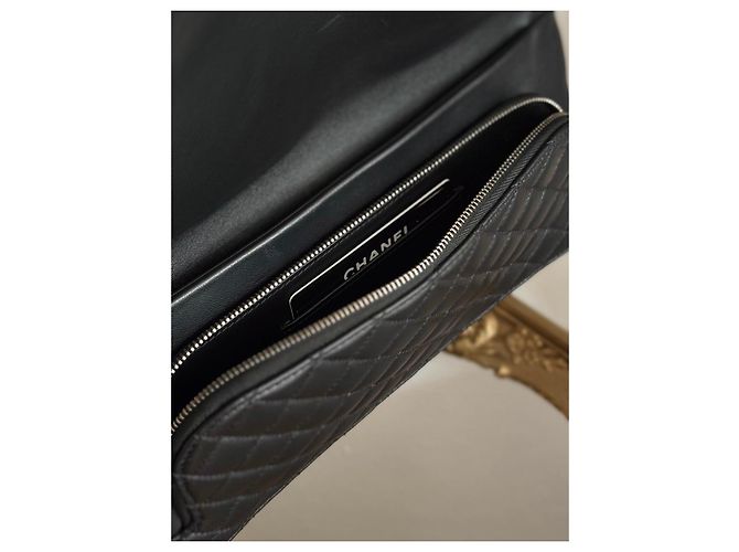 Chanel Pochette in pelle nera con segno della pace Nero - vista 7