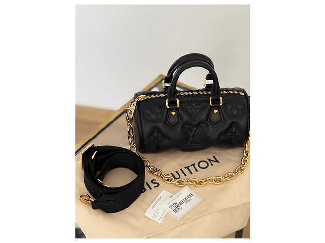 Louis Vuitton Papillon BB en cuir Bubblegram noir - vue 11