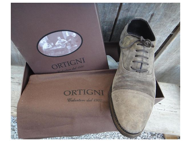 Autre Marque Chaussures Richelieu en Daim Ortigni Marron - vue 2