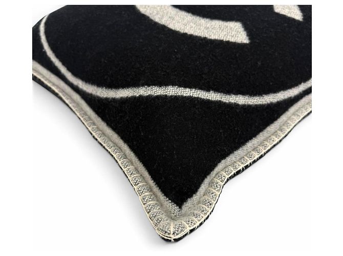 Almofada Chanel 18V em mistura de lã e cashmere Marrom Preto - vista 5