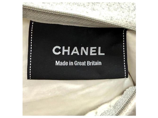 Almofada CHANEL 18V em mistura de cashmere Marrom Fora de branco - vista 7