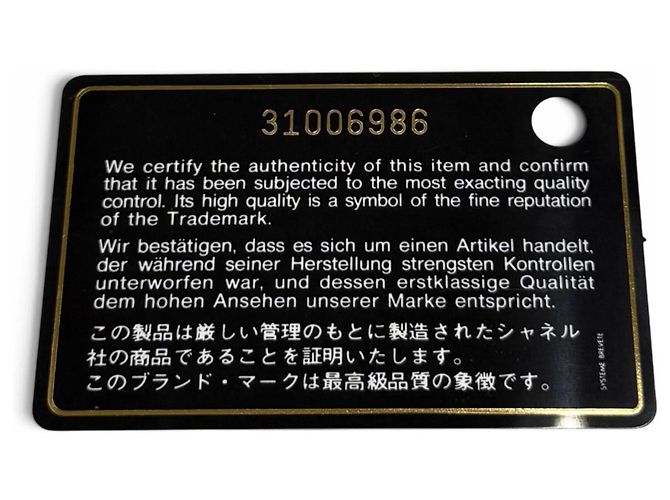 Chanel Kartenetui aus schwarzem genarbtem Kalbsleder - Ansicht 10