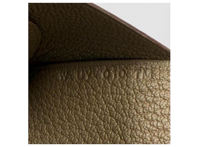 Hermès Portefeuille bi-fold Hermes Calvi Duo en cuir Etoupe Taupe - vue 10