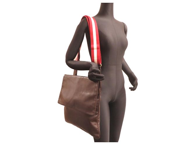 Bolsa Messenger Bally em couro castanho escuro - vista 8