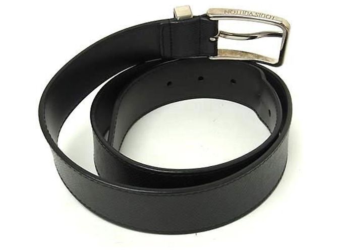 Louis Vuitton Taiga Belt Black - view 2