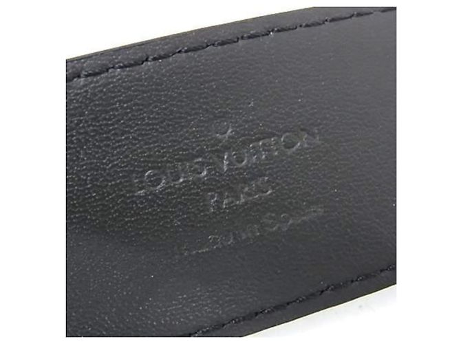Louis Vuitton Taiga Belt Black - view 4