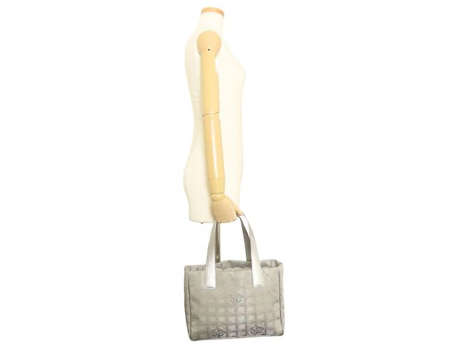 Chanel New Travel Line PM Tote Bag Silber - Ansicht 27