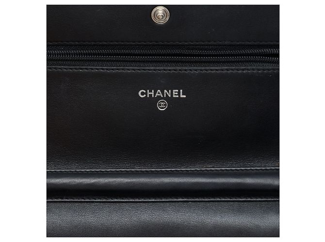 Portafoglio Chanel Black CC Quilted Patent Wallet On Chain Nero - vista 5