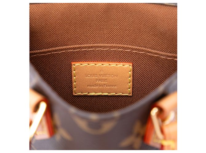 Louis Vuitton Brown Monogram Petit Sac Plat Marrom - vista 5