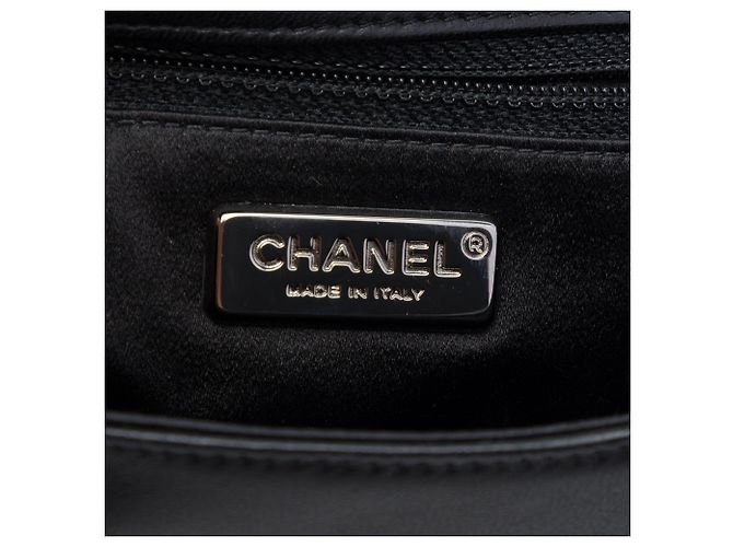 Clutch Chanel Fresh Air in pelle d'agnello matelassé rossa Rosso - vista 5