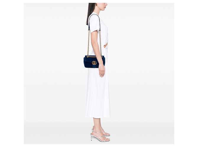 Borsa a tracolla Gucci GG Marmont Matelassé in velluto blu Medium Blu scuro - vista 6