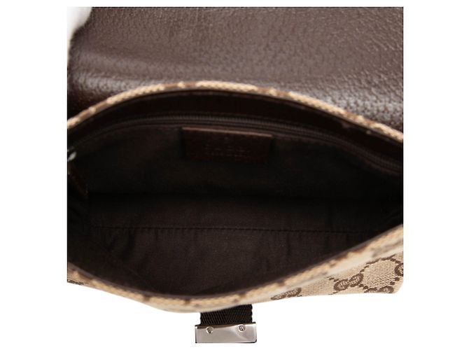 Bolso cinturón Gucci de lona GG beige - vista 4