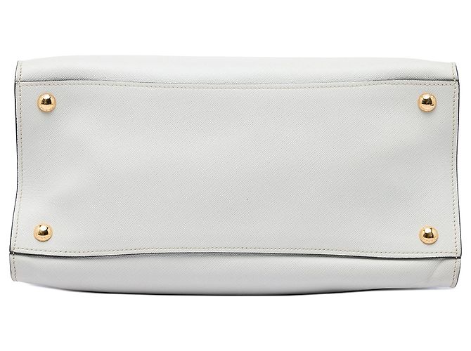 Prada White Saffiano Soft Triple Pocket Tote Branco - vista 3