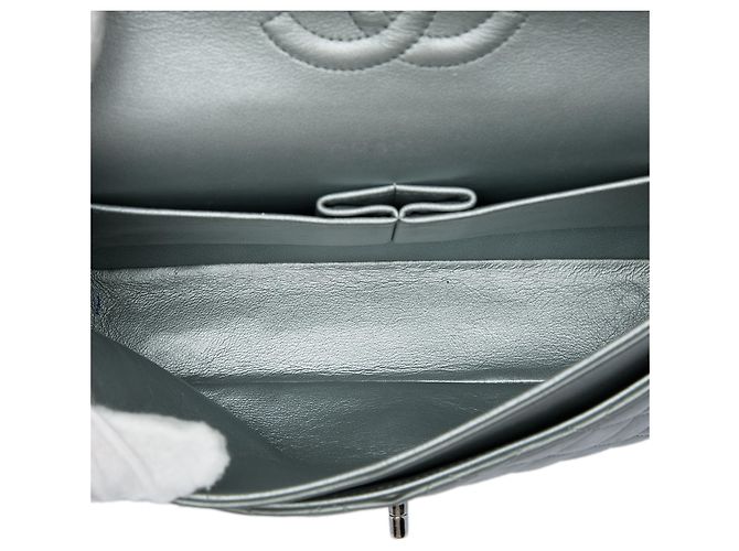 Chanel Silver Medium Classic Lambskin Double Flap Argenté - vue 4