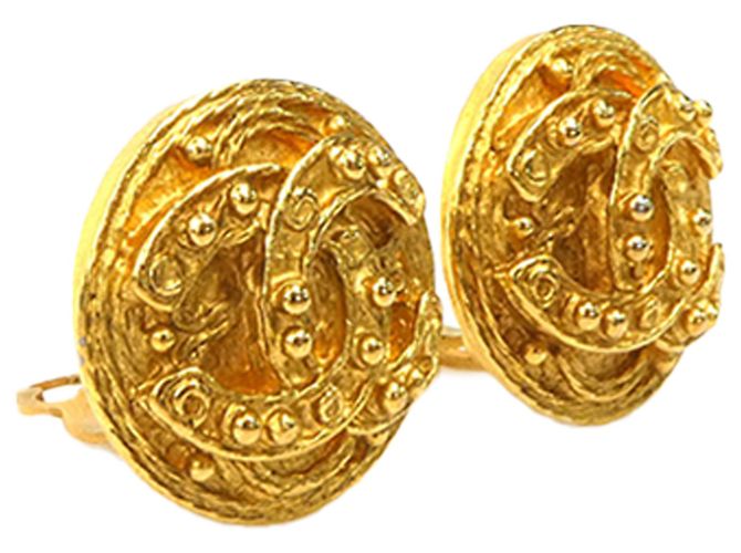 Boucles d'oreilles clips rondes plaquées or Chanel Gold CC Doré - vue 2