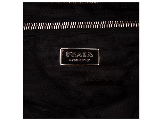 Bolso de hombro Prada en Tessuto negro - vista 5
