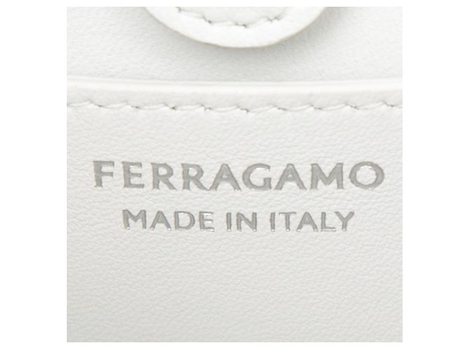 Salvatore Ferragamo Bolsa de mão Ferragamo Wanda Mini Gradient em couro de bezerro escovado branco com Gancini - vista 5