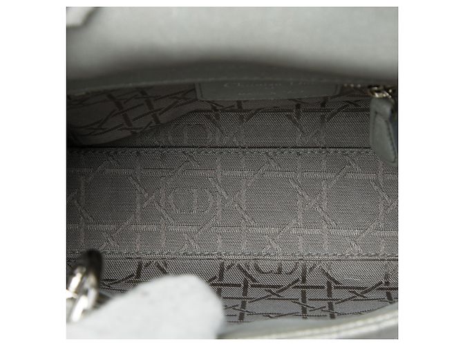 Dior Gray Mini Iridescent Lambskin Cannage Lady Dior Castaño - vista 4