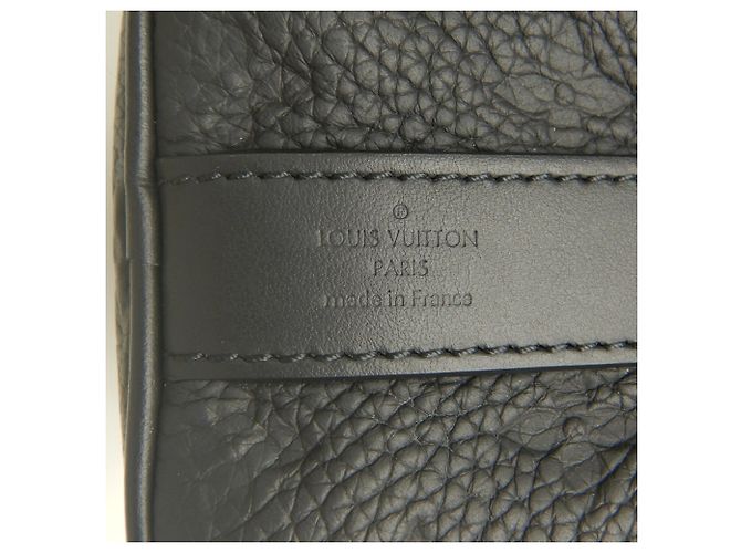 Sac à main Louis Vuitton Monogram Taurillon Keepall Bandoulière 25 Noir - vue 23