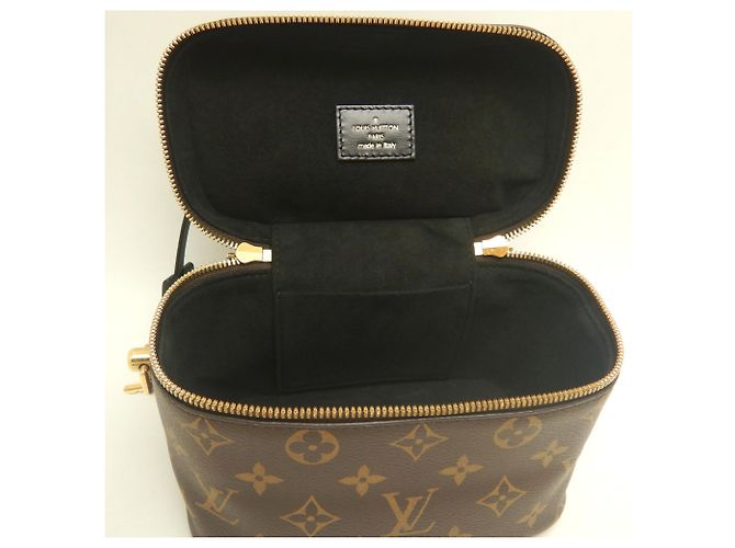 Louis Vuitton Monogram Reverse Vanity NV PM Handbag Brown - view 6