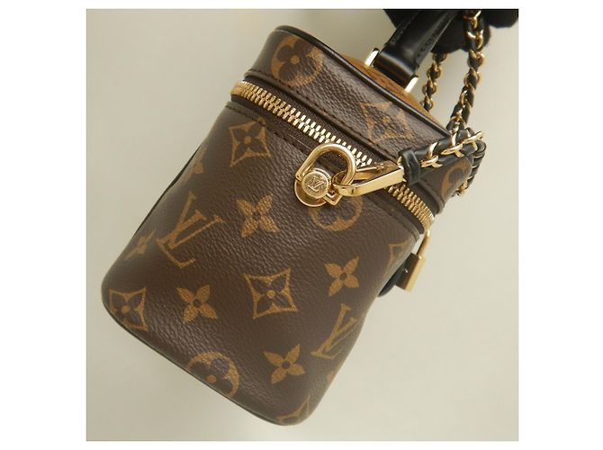 Louis Vuitton Monogram Reverse Vanity NV PM Handbag Brown - view 7